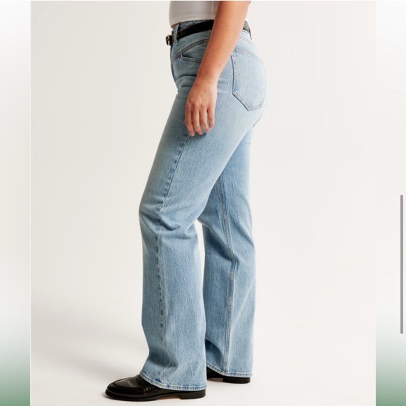 NWT Abercrombie Fitch The 90s High Rise Relaxed Jean Medium With Front Yoke 34 S - Picture 5 of 16
